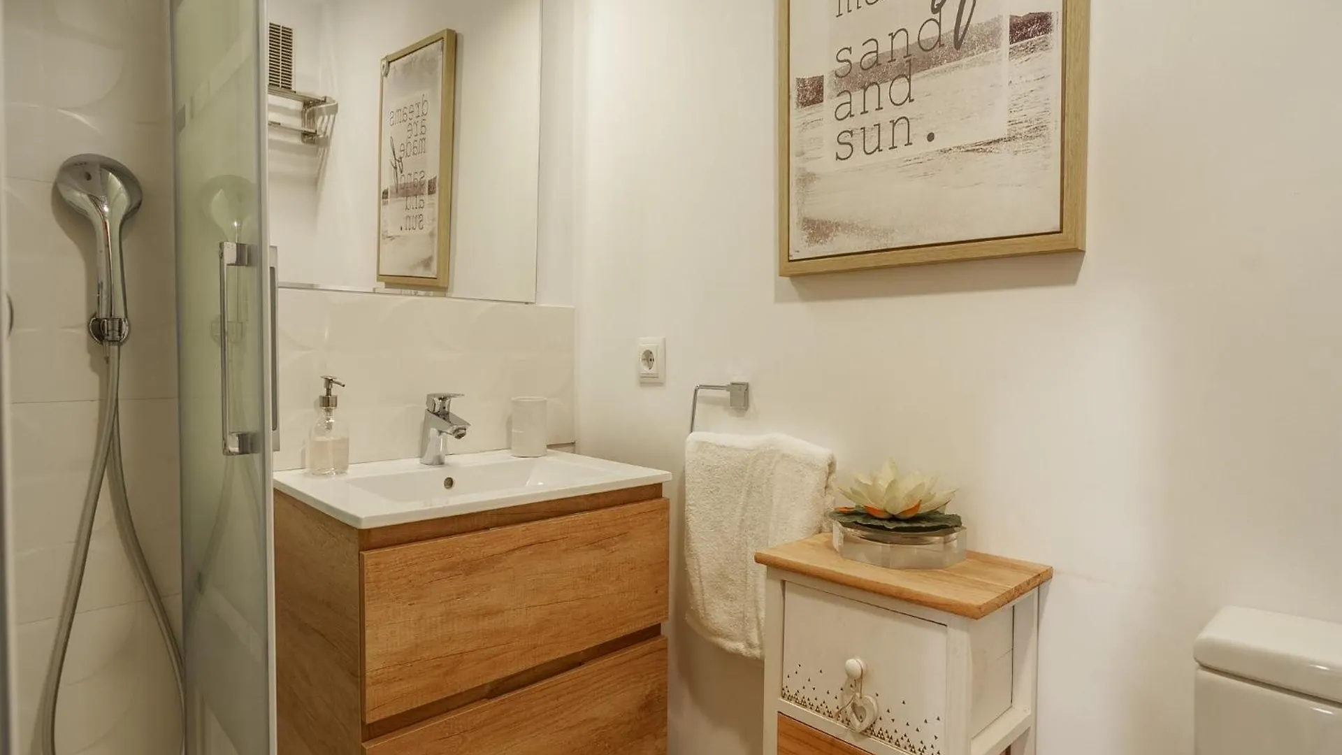 3 Bedroom Apartment, 150M From Beach Port d'Alcúdia