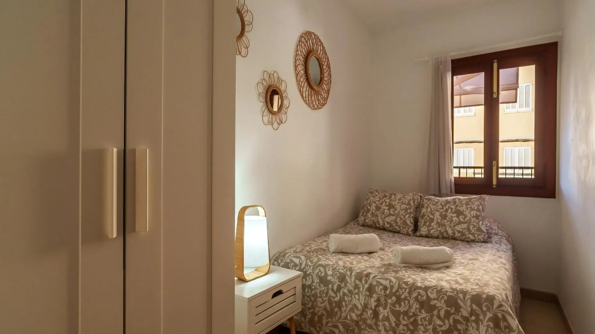 3 Bedroom Apartment, 150M From Beach Port d'Alcúdia Apartment