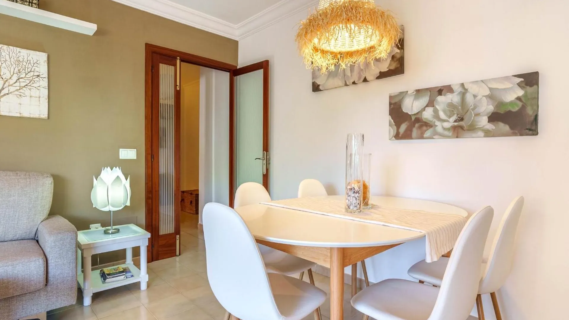 3 Bedroom Apartment, 150M From Beach Port d'Alcúdia